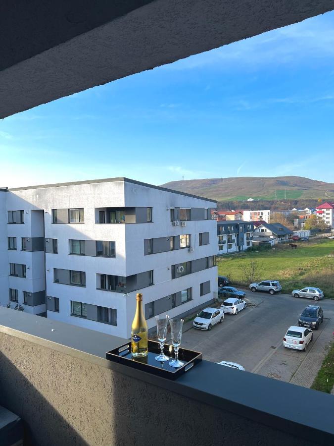 Luxurious Accommodation Floreşti Kültér fotó
